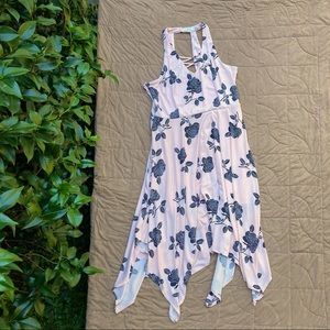 Candie’s mid length asymmetrical dress: XL